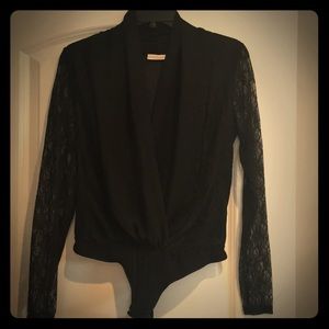 Eva Mendes size Small black lace sleeve leotard
